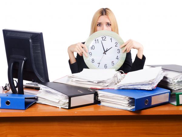 ¿Te suena un horario laboral según tu edad?