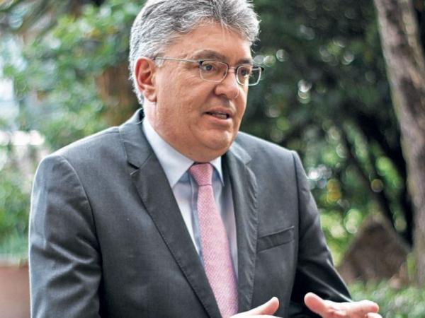 Mauricio Cárdenas Santamaría, ministro de Hacienda y Crédito Público.