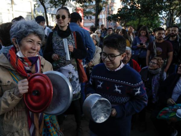 Cacerolazo Latinoamericano