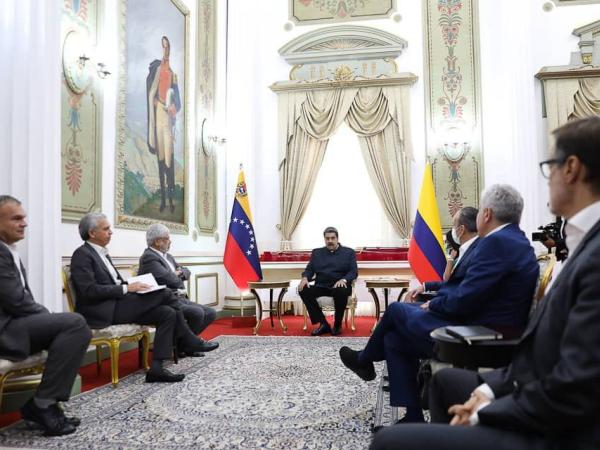 Reunión Colombia - Venezuela