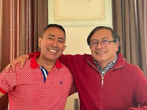 Ricardo Roa Barragán y Gustavo Petro