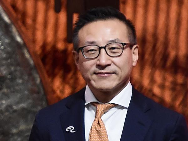 Joseph Tsai, nuevo presidente del consejo directivo de Alibaba