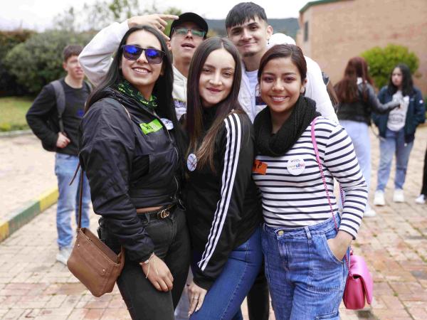 Jóvenes en Acción