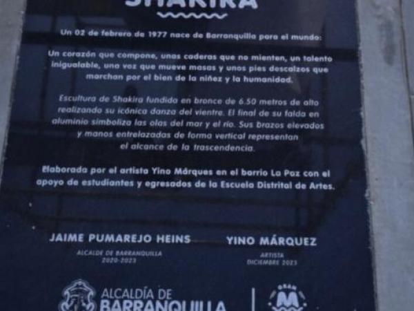 La placa dejaría ver el error ortográfico que muchos usuarios comentaron