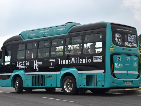 Bus con hidrógeno.