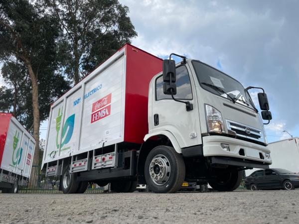 Coca-Cola accede a distribución limpia.