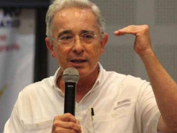 Álvaro Uribe