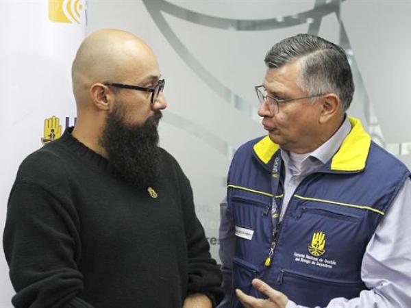 Carlos Carrillo, director de la UNGRD (izq) y el almirante José Ricardo Hurtado, subdirector para el manejo de desastres (der.)