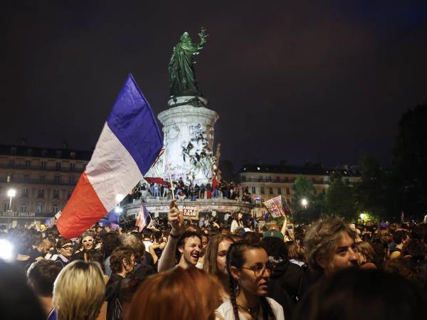 Reacciones a los resultados de las elecciones legislativas en Francia