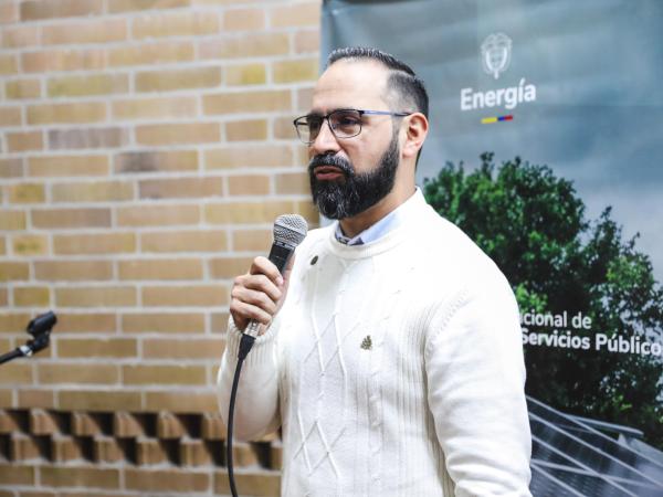 Ministro de Minas y Energía Andrés Camacho, durante el Comité Nacional de Usuarios y Usuarias de Servicios Públicos