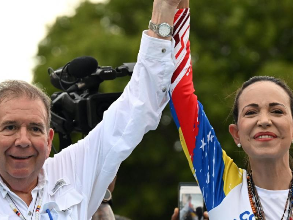 Edmundo González y María Corina Machado