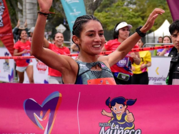 Angie Orjuela, última ganadora de la Carrera de la Mujer