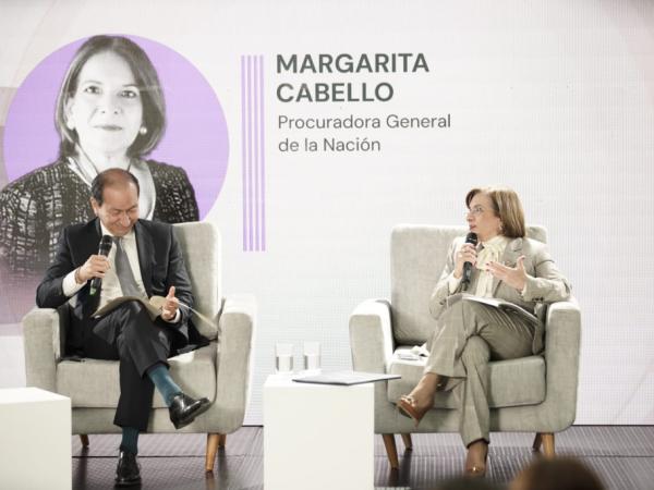 Foro: 'Mujeres que lideran el país'