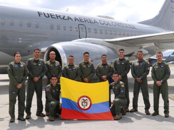 Colombia envía un avión para el retorno de 114 colombianos en el Líbano