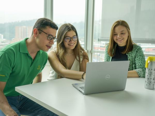 Vacantes laborales en Bancolombia