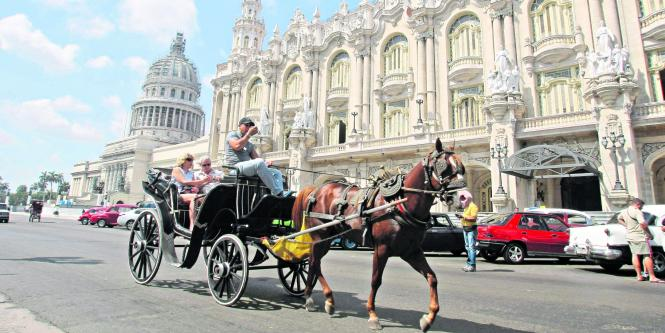 Cuba tiene la tasa de envejecimiento más alta de América Latina. La migración de profesionales por falta de oportunidades genera