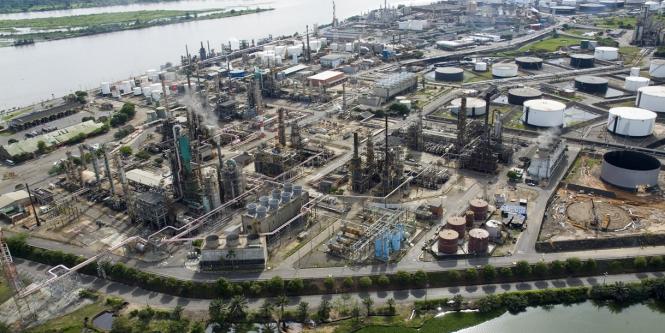 Panorámica de la refinería de Barrancabermeja, perteneciente a Ecopetrol.