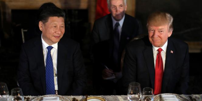 Xi Jinping y Donald Trump durante su reunión durante este jueves.