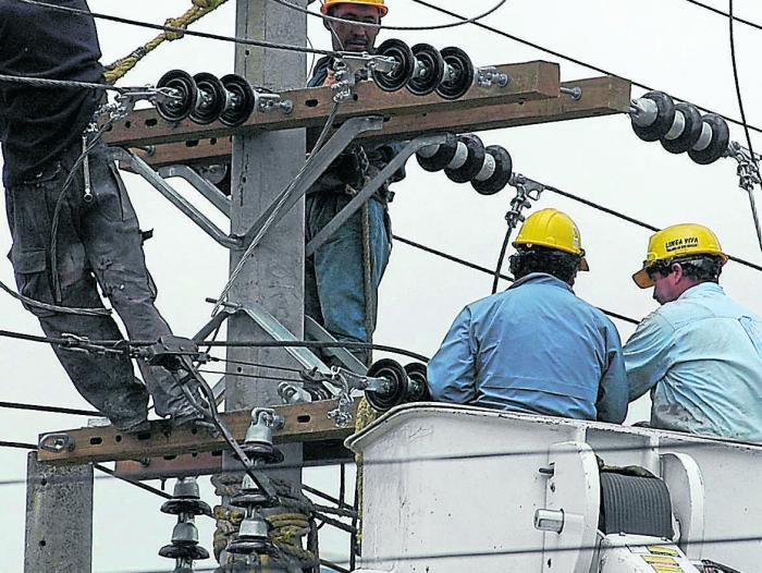 Presentan proyecto sobre mínimo vital de energía eléctrica