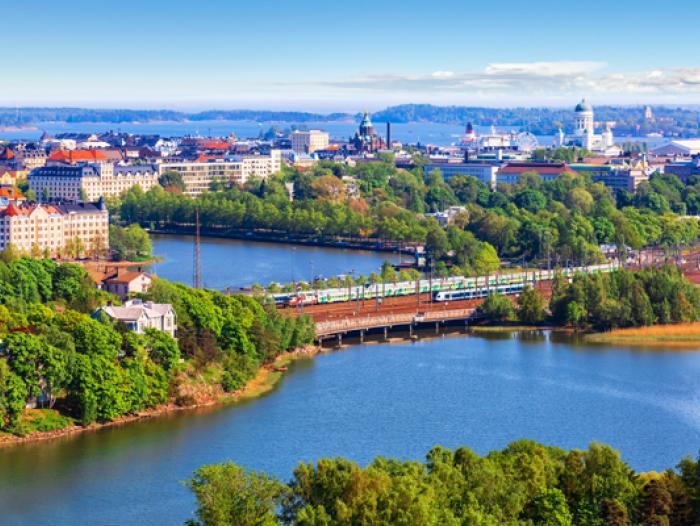 El aire de Helsinki es uno de los más limpios de Euorpa. La capital de Finlandia se atraviesa en tan solo 23 minutos y sus moder