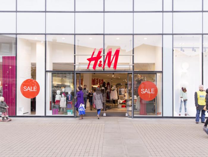 Stefan Persson, es el presidente de la casa de modas sueca H&M. Tiene una fortuna de US$ 34.400 millones.