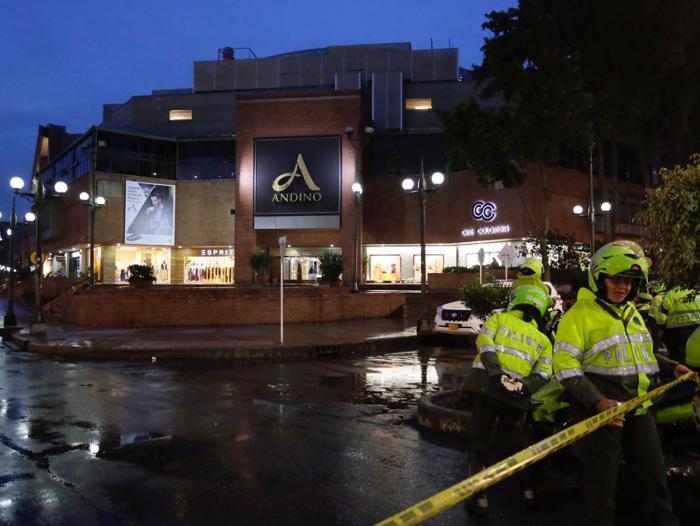 Explosión centro comercial Andino