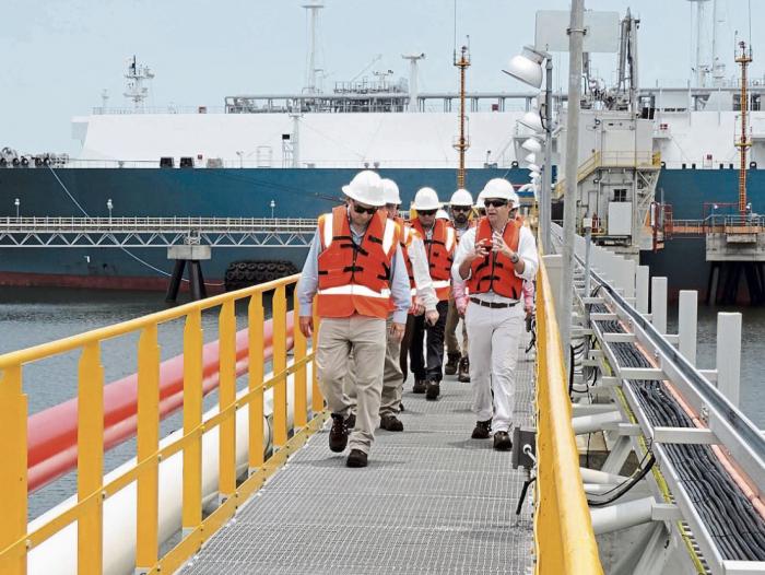 Planta regasificadora de Buenaventura