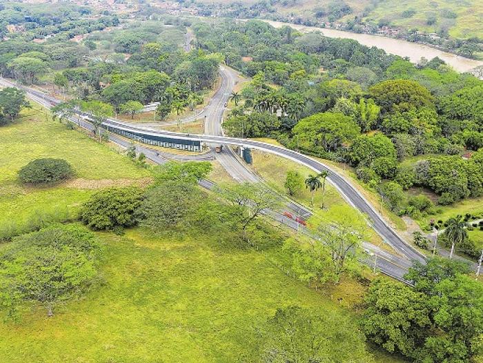 Variante La Pintada, parte del proyecto Autopista Conexión Pacífico 2.