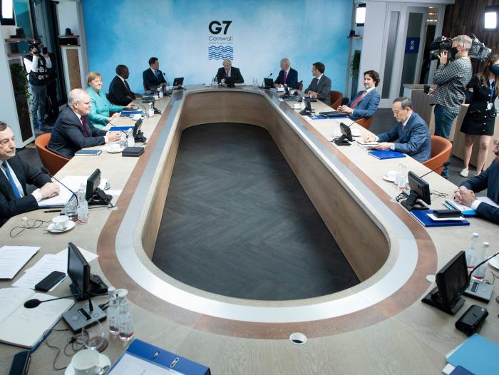 G7