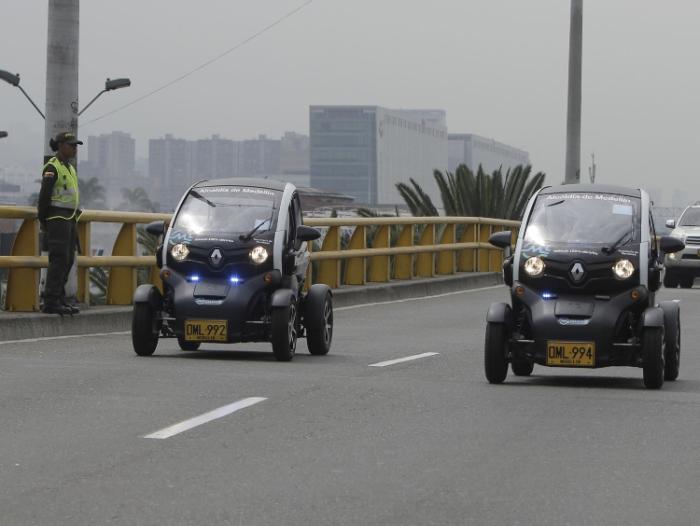 Carros eléctricos en Colombia