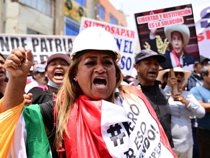 Crisis política en Perú