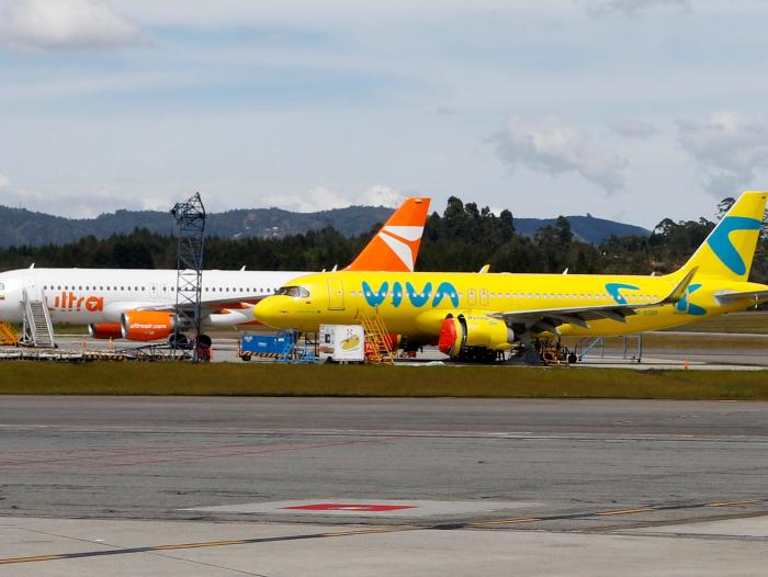 Aviones de Ultra Air y Viva en Rionegro