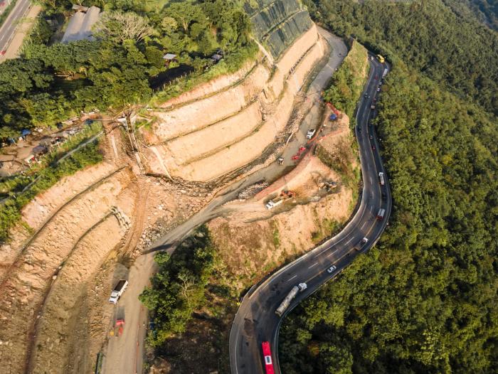 Autopista Bogotá-Girardot