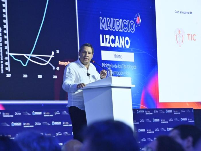 Mauricio Lizcano, ministro de las TIC