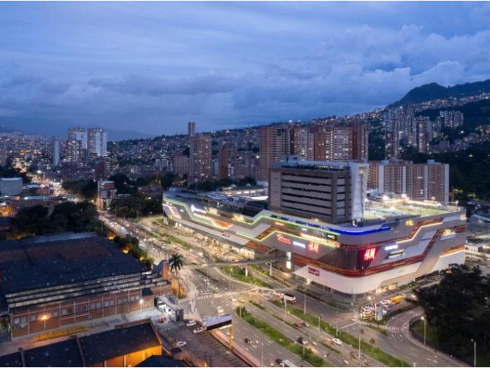 Centro comercial Parque Fabricato