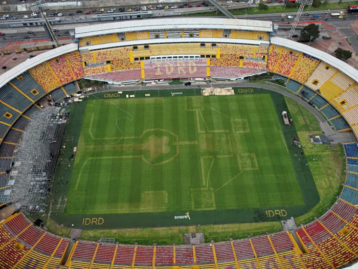 Cancha del estadio El Campín tras concierto de Karol G