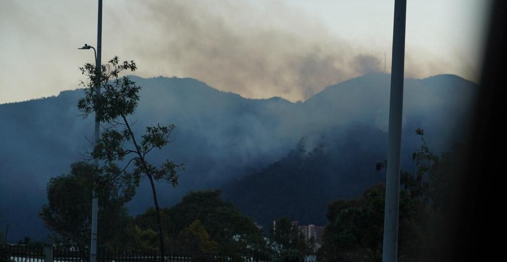 Incendio en los cerros orientales