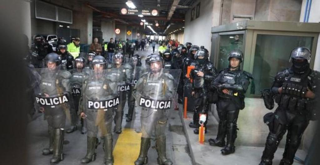 Manifestaciones en frente del Palacio de Justicia