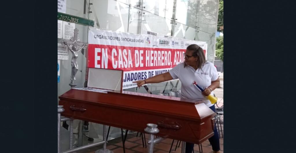 Amenazas Ministra de Trabajo