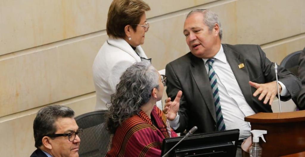 Debate de la reforma pensional en el Senado