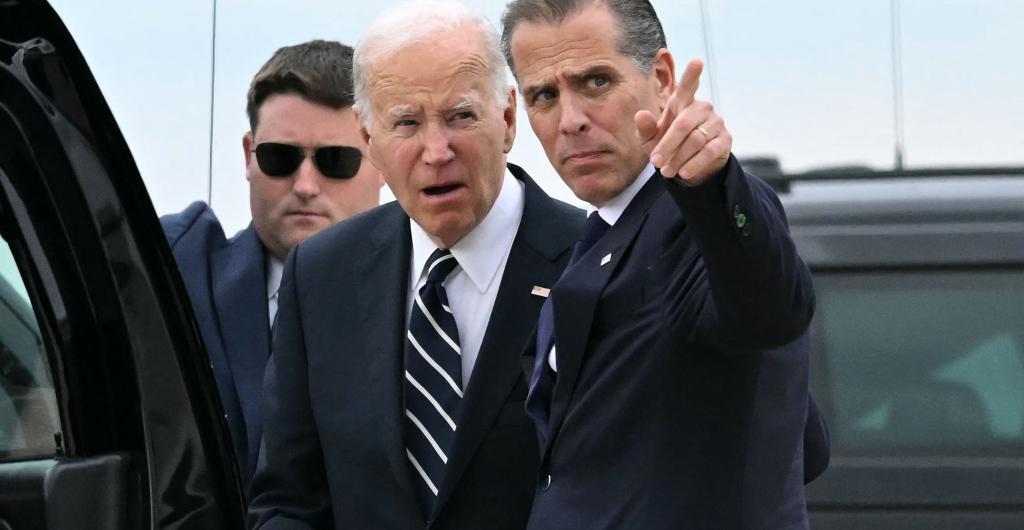 Joe Biden y su hijo Hunter Biden