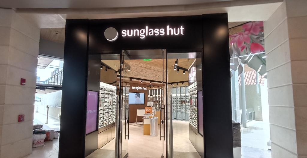 Sunglass Hut