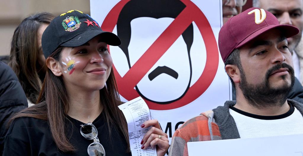 Venezolanos protestando en otros países.