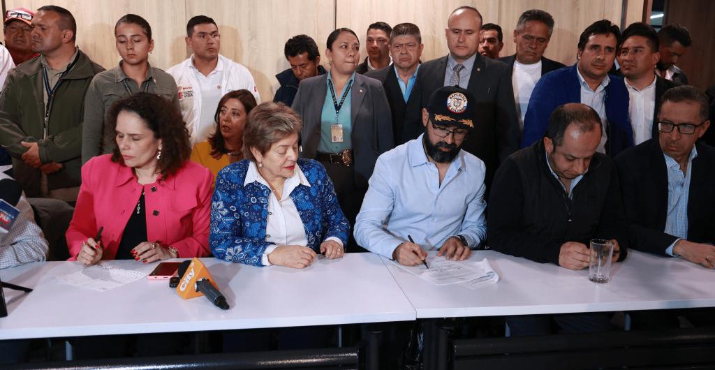 Reunión entre Gobierno y transportadores