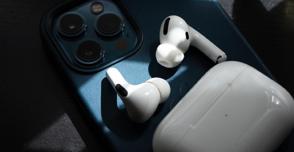 AirPods